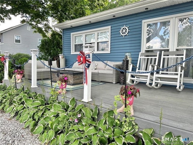 54 Hartford Avenue - Photo 1