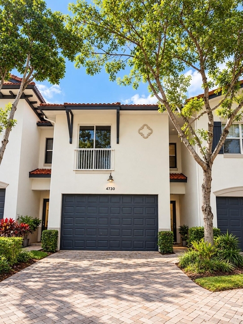 4730 S Prive Circle - Photo 1