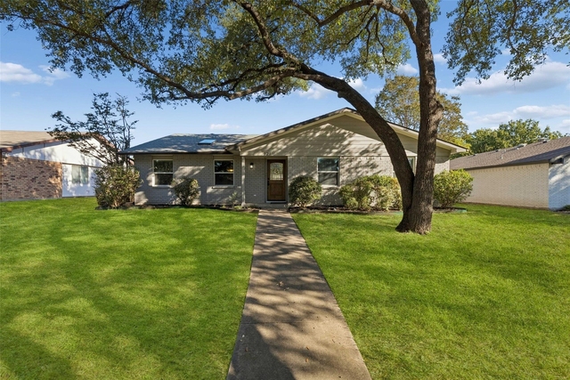 921 Harvest Glen Drive - Photo 1