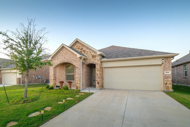 3312 Swift Fox Way - Photo 1