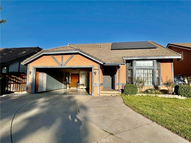 10974 Glenoaks  Dr. - Photo 1