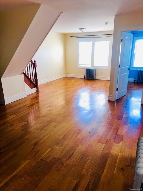 190-60 111th Avenue - Photo 1