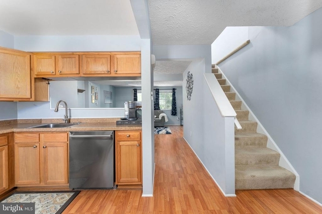 1684 Thenia Place - Photo 1