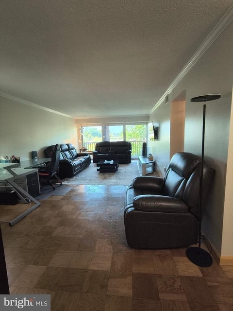 1300 Army Navy Drive - Photo 1