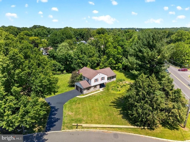 2 Merry Dell Drive - Photo 1