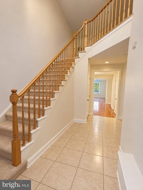93 Hoover Avenue - Photo 1