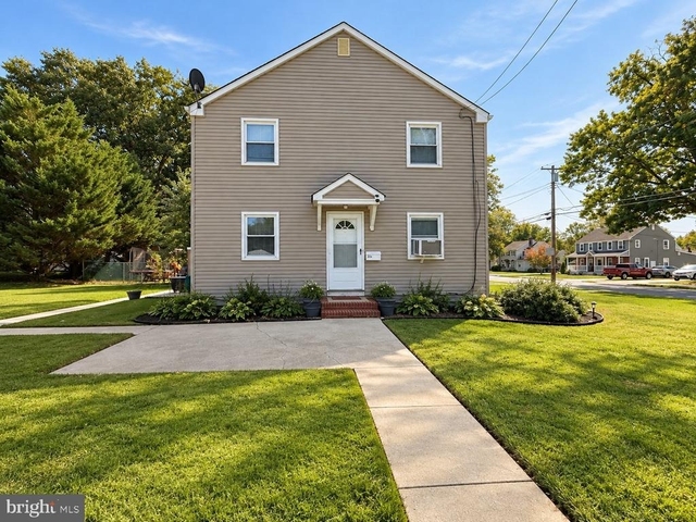 31 W Grant Street W - Photo 1