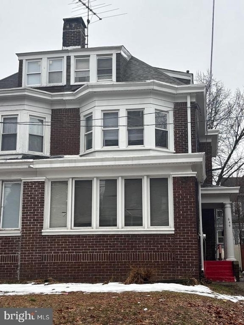649 W State Street - Photo 1