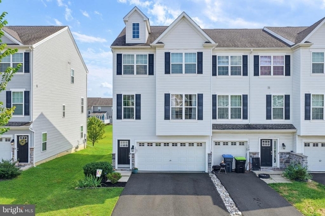 1322 Carrick Court - Photo 1