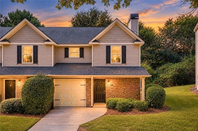 121 Cypress Court - Photo 1
