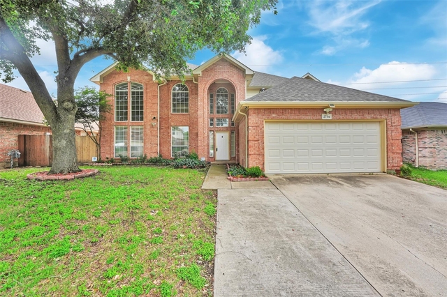 2754 Red Oak Drive - Photo 1