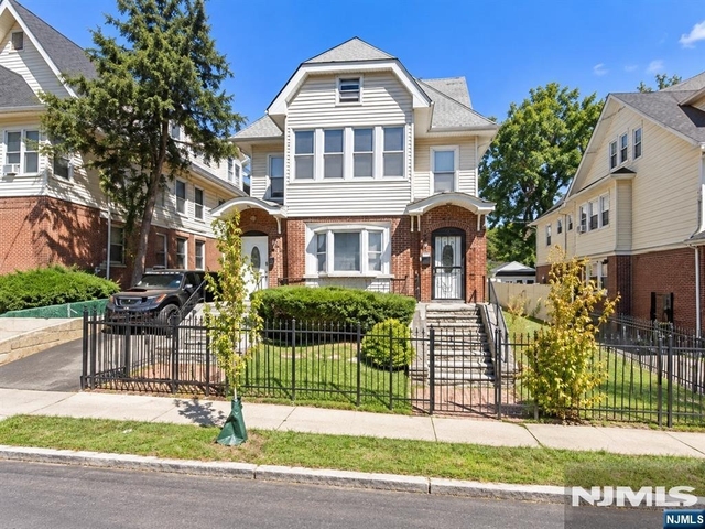 99 Vassar - Photo 1