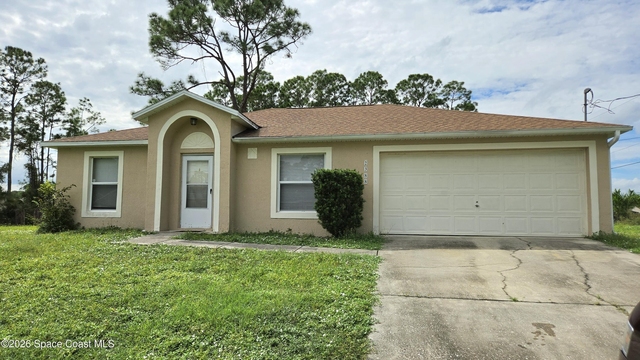 2388 Hagoplan Avenue Sw - Photo 1