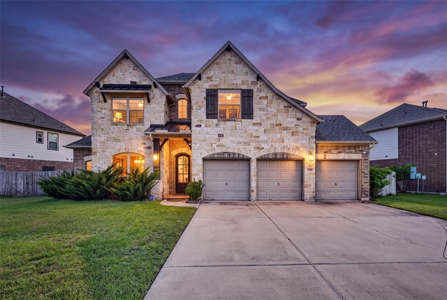 31041 Pecan Creek Drive - Photo 1