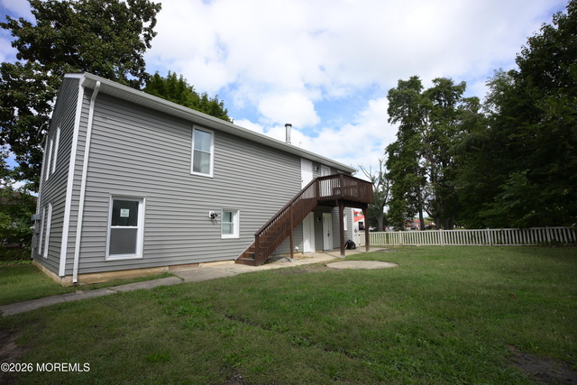 113 E Garwood Avenue - Photo 1