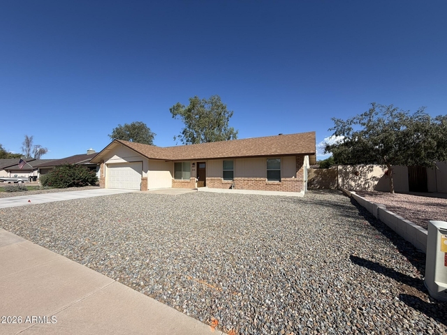 308 E Melody Drive - Photo 1