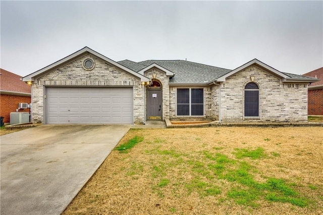 1712 Prescott Drive - Photo 1