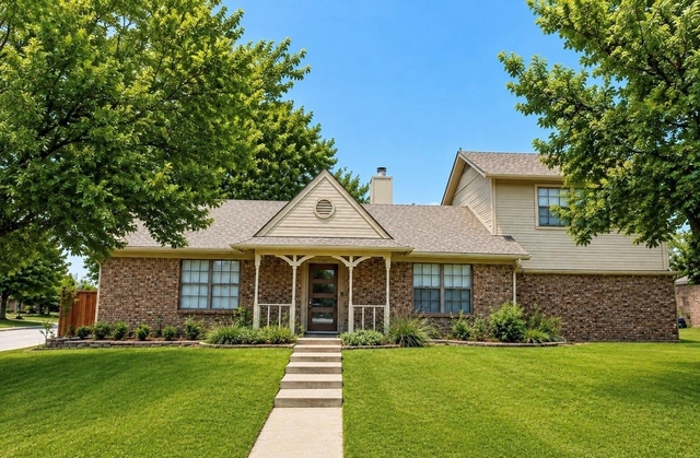 2037 Oakbluff Circle - Photo 1