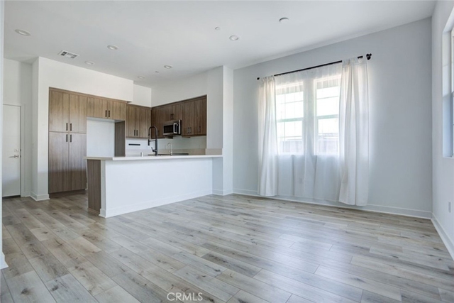 10602 Owens - Photo 1