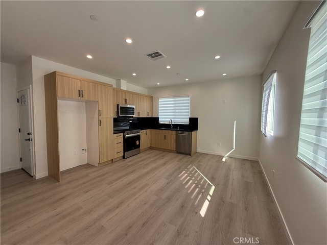 6549 Satsuma Avenue - Photo 1