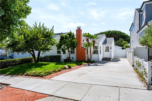 340 Avenue F - Photo 1