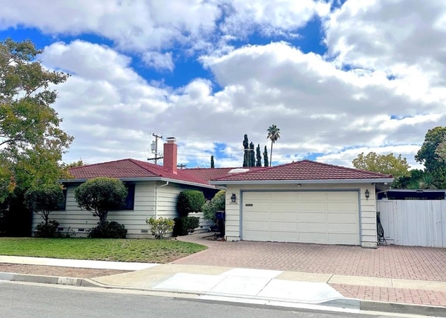 10734 Martinwood Way - Photo 1