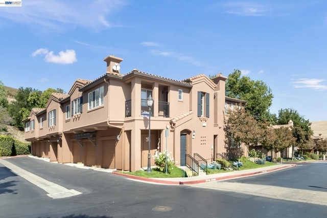 27 Meritage Cmn - Photo 1