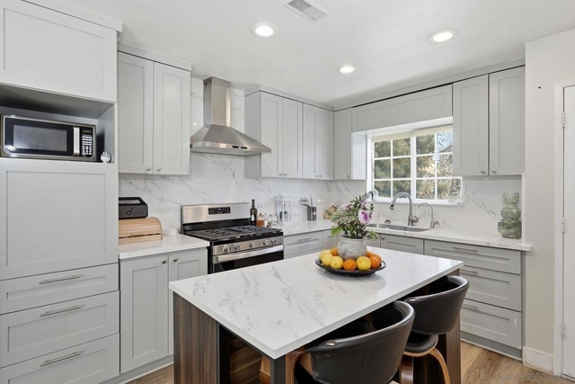 770 Eastshore Terrace - Photo 1