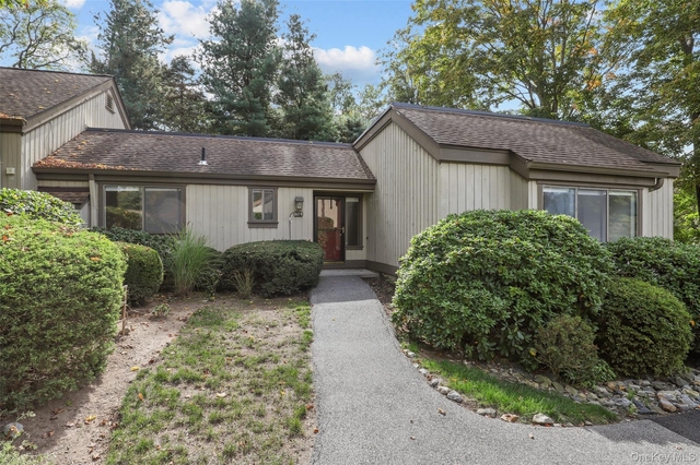 205 Heritage Hills - Photo 1