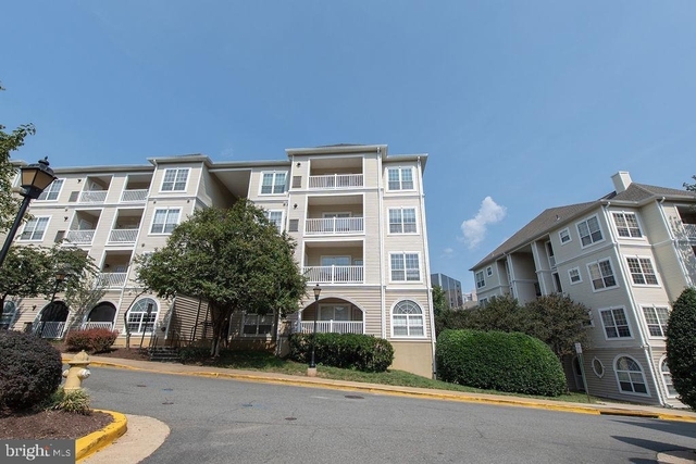 4550 Strutfield Lane - Photo 1