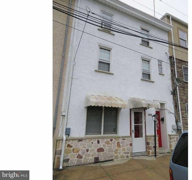 3767 Cresson - Photo 1
