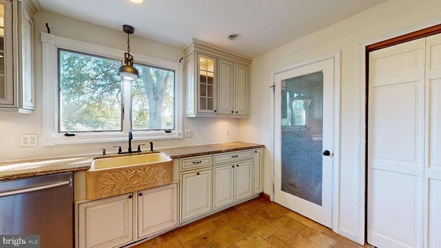 27 Reeves Station Road - Photo 1