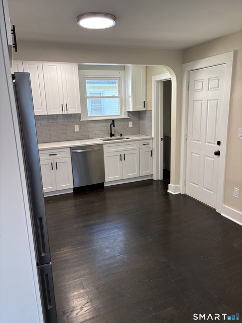 222 Wakelee Avenue - Photo 1