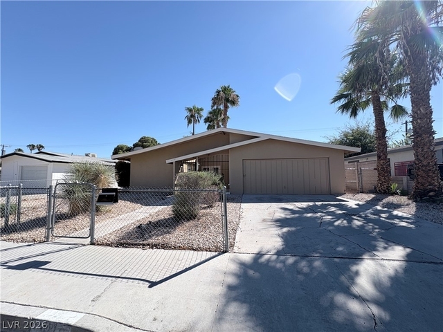 4217 Sawyer Avenue - Photo 1