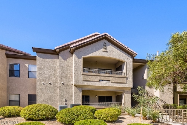 8250 N Grand Canyon Drive - Photo 1