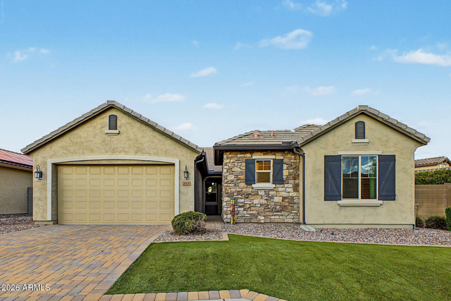 547 S 197th Avenue - Photo 1