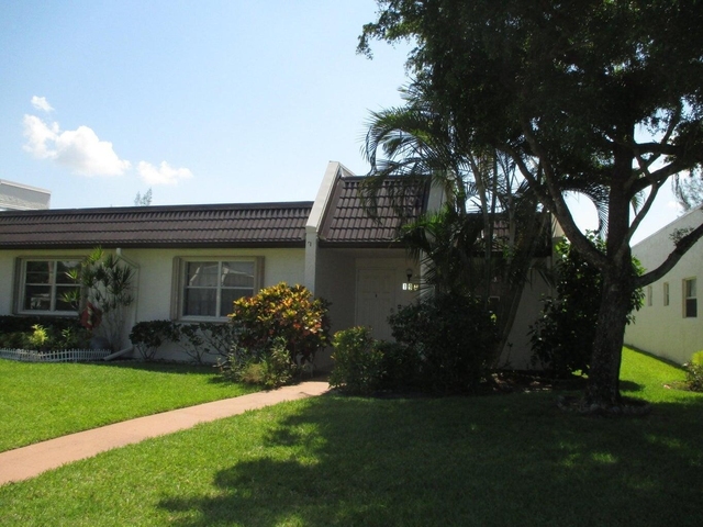 194 Lake Susan Lane - Photo 1