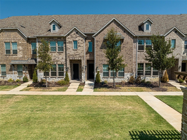1451 Perrin Lane - Photo 1