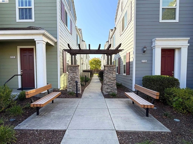 2139 Eva Street - Photo 1