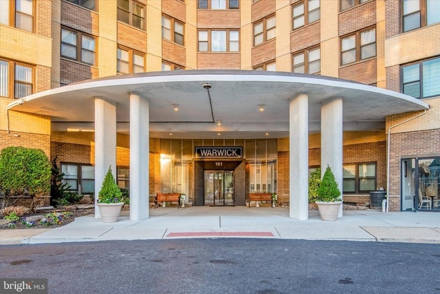 101 Raleigh - Photo 1