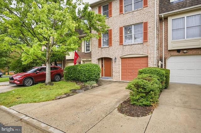 8006 Broken Reed Court - Photo 1