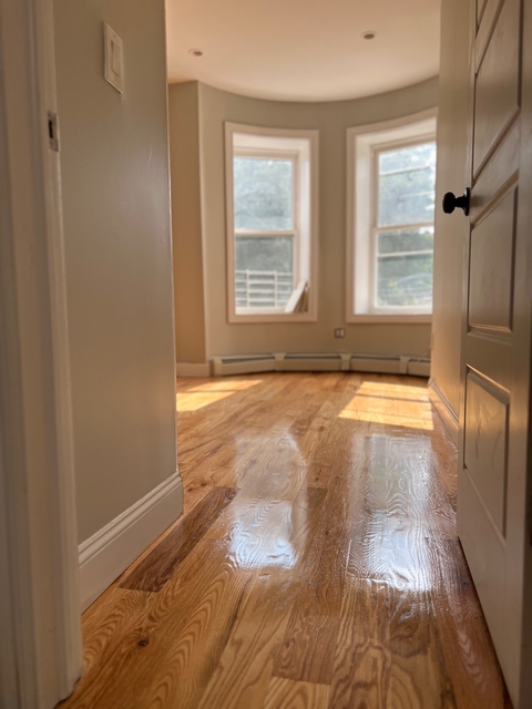 593 Barbey Street - Photo 1