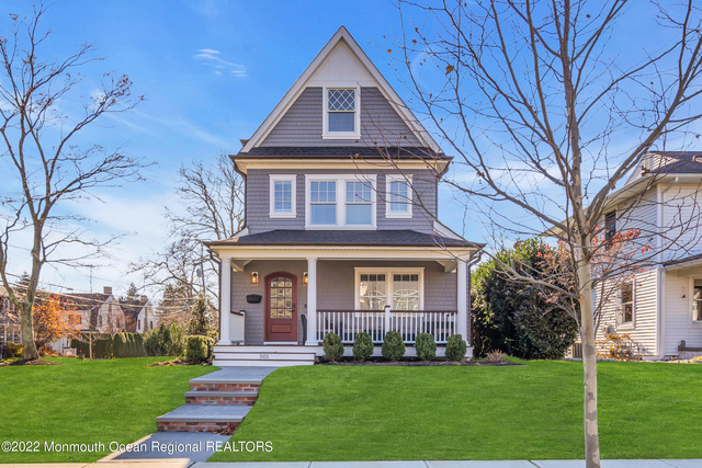 501 Morris Avenue - Photo 1
