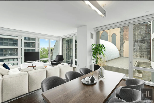 West 113th Street - Photo 1