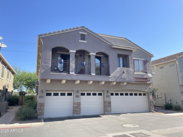 2401 E Rio Salado Parkway - Photo 1