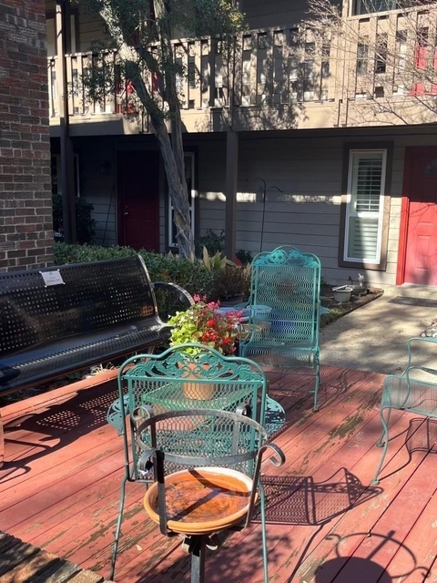 4239 Mckinney Avenue - Photo 1