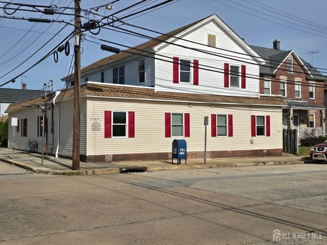 53 Ford Avenue - Photo 1