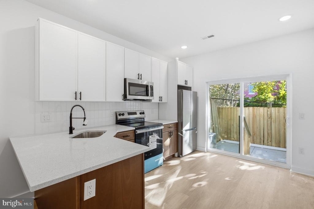 2613 N 12th Street - Photo 1