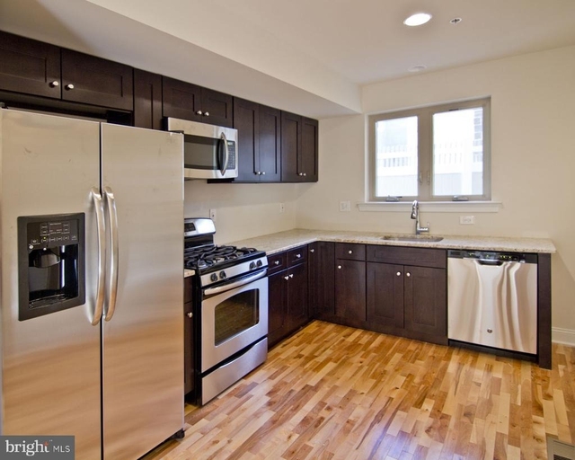 1142 N Hope Street - Photo 1