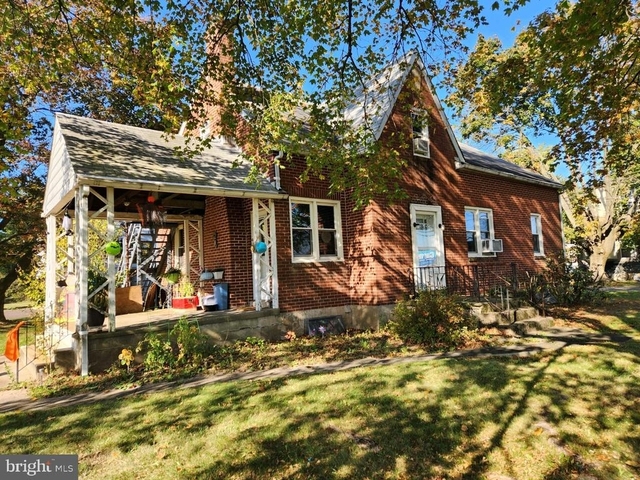 842 Bethlehem Pike - Photo 1